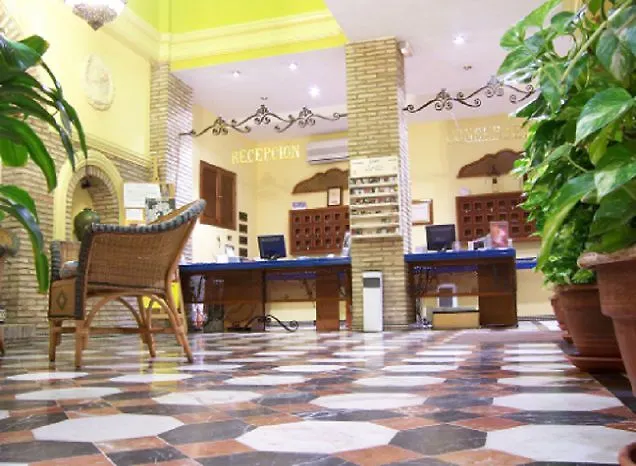 Hotel Anfiteatro Romano Santiponce 3*,