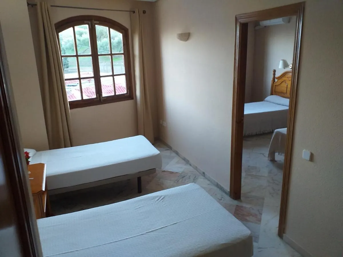 Hotel Anfiteatro Romano Santiponce 3*,