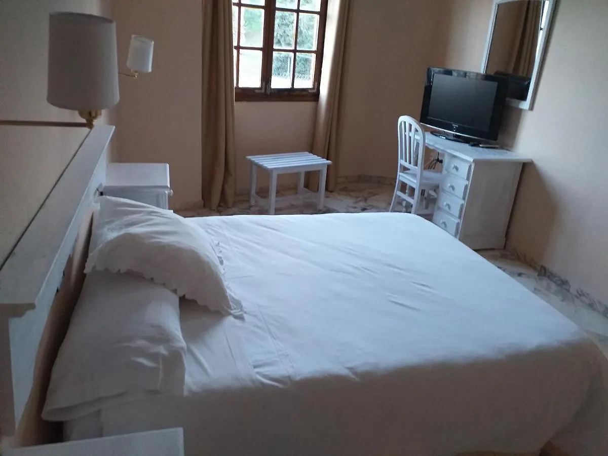 Hotel Anfiteatro Romano Santiponce 3*,